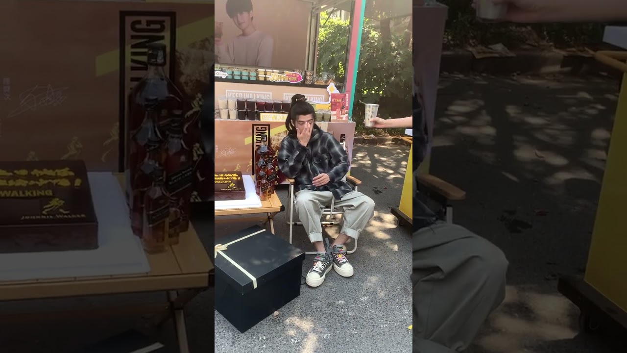 檀哥剧组提前过生日现场实拍来喽！#檀健次 #tanjianci 