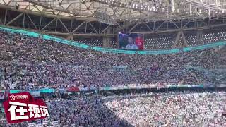 【在现场】卡塔尔世界杯2022🏆 | 梅西亮相，阿根廷球迷疯狂呐喊！荣誉感爆棚！ #fifaworldcup2022  Messi The football genius #argentina