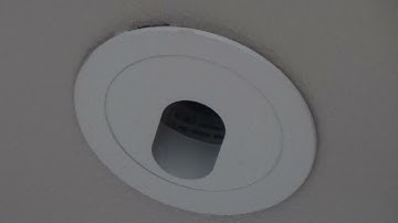 How to Replace Halogen Light Bulb for Dummies/What Bulb Should I Use?