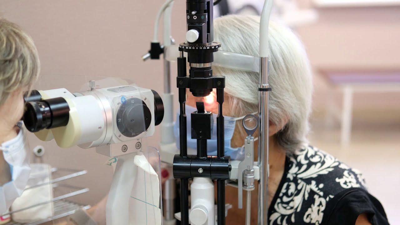 Замена хрусталика (имплантация ИОЛ) в Екатеринбурге - YouTube