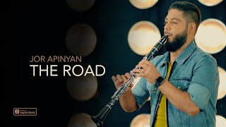 Смотреть Jor Apinyan - The Road (2021) Видеоклип!