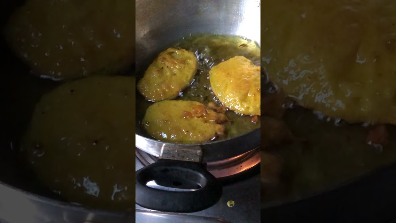 মুসমুসে বেগুনী রেসিপি #বেগুনী #মজার 