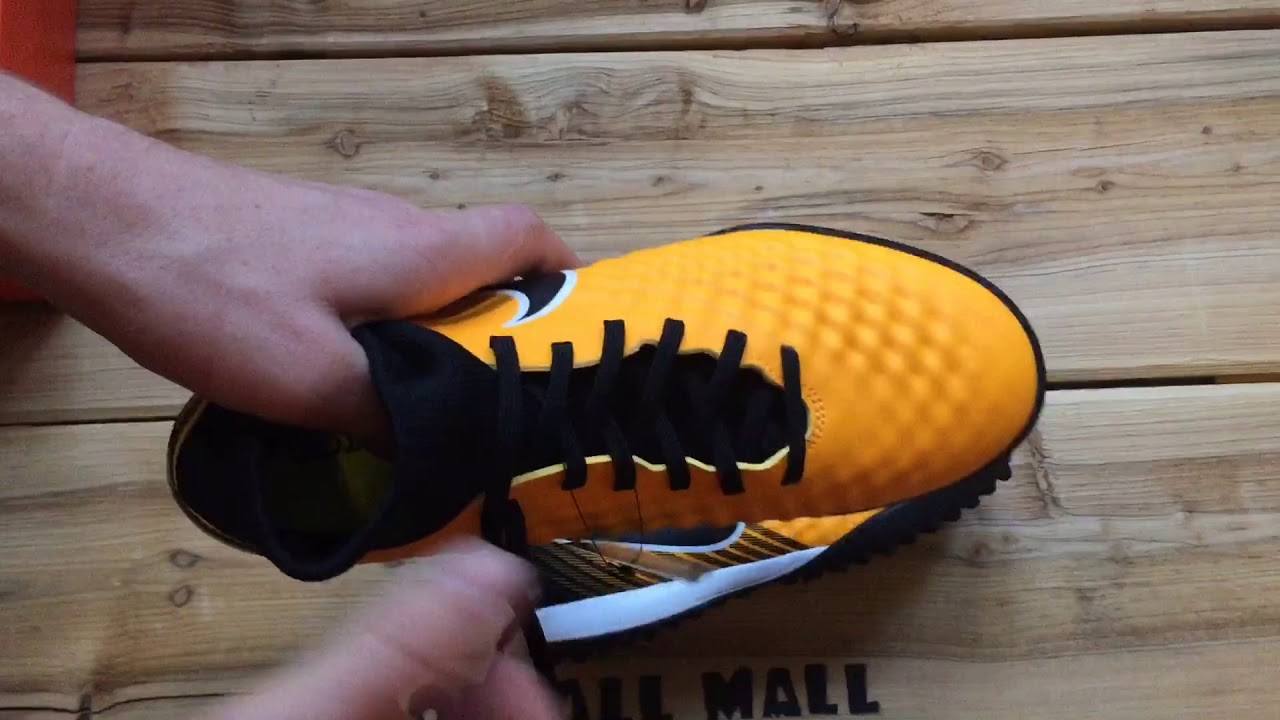 Обзор сороконожек Nike Magista Onda II DF TF 917796-801