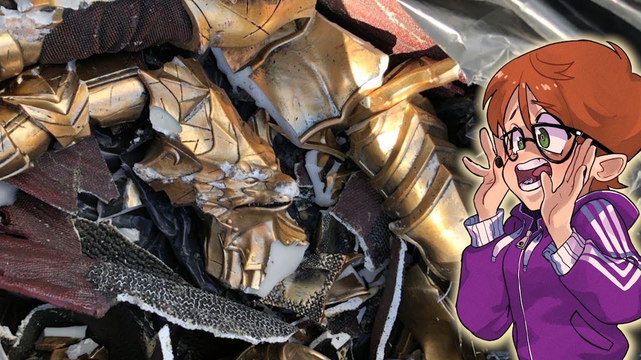 SABAKU NO MAIKU DISTRUGGE A MARTELLATE LA STATUA DI ORNSTEIN!