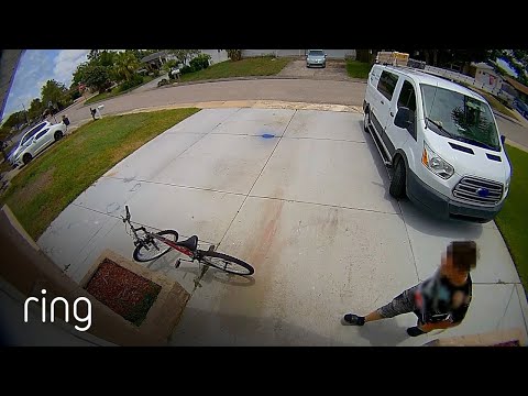 Watch Why Would-Be Bike Thief Decides Running Away Is The Better Option | RingTV