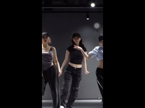 Aespa Karina ちち揺れ Opi Aespa Karina かわいい