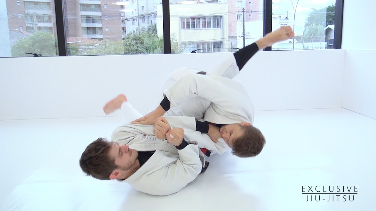 Exclusive JiuJitsu Scissor Sweep from the Closed Guard Essence Of