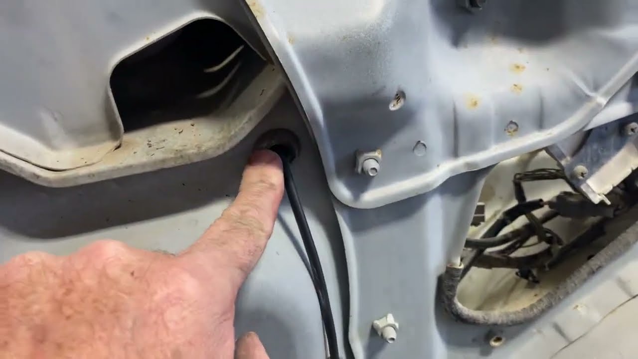 FZJ80 Front Fender Removal - YouTube