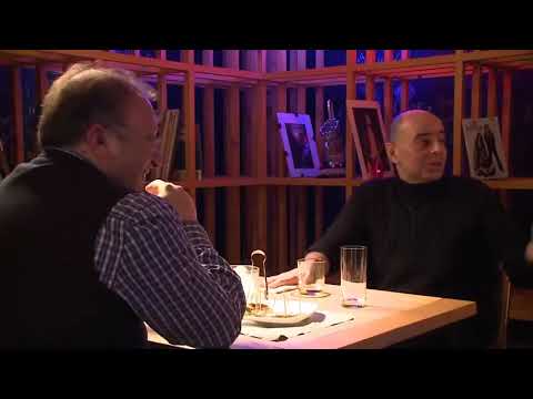 შალვა რამიშვილი და ლაშა ნაცვლიშვილი. მე ეჭვი მაქვს რომ  დედა მოგვეტყნება მაგისთვის