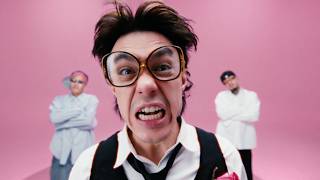 PEE CLOCK - รักชักกระตุก ft. YOUNGOHM (Official Video)