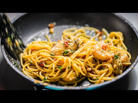 牡蠣のバター醤油ペペロンチーノ