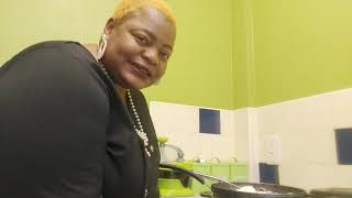 How to prepare Grilled chicken with Mushroom and Soft Cheese in Venda Language. screenshot 1