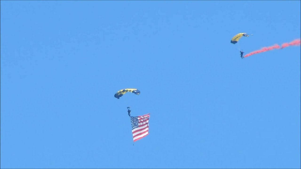 Leap Frogs U S Navy Parachute Fleet Week San Francisco 2015 YouTube