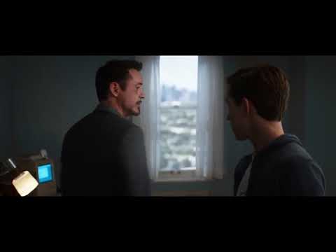 Тони Старк узнал, что Питер Паркер - человек паук. Человек паук (2017)