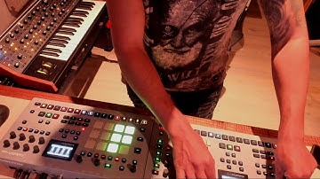 Dark Techno Live jam #4 with elektron, Moog, Virus ti