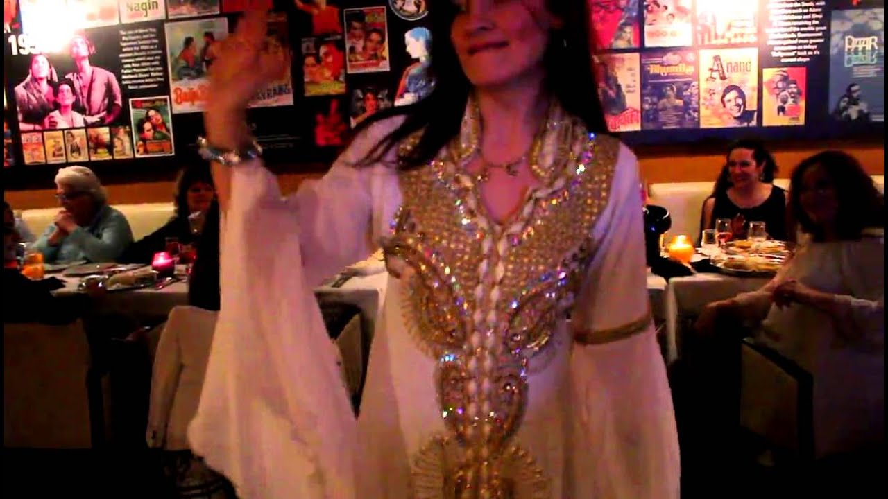 RAQS SHARKI STARS 2 SANDRA and Mickael AMBIANCE de FOLIE GARANTIE avec DjMilleet UneNuits