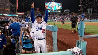 The boston red sox and los angeles dodgers were pushed to their limits
in game 3 of 2018 world series. loyal fans, players coaches kept cool
th...