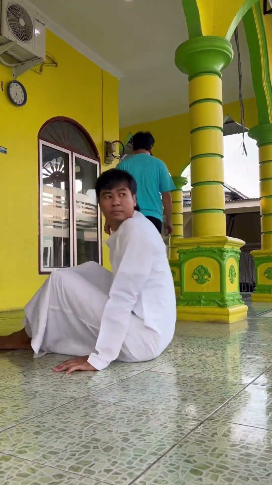 Cari tempat senderan yang paling nyaman #beti #drama #makbeti #makbetiterbaru