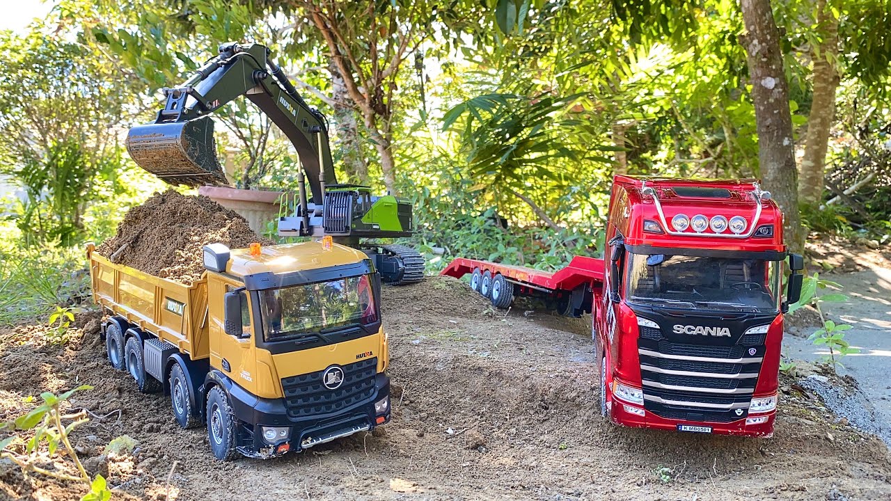 Aksi #10 Dump Truk RC Huina 1536 Muatan Tanah Merah Bahan Bangunan, Excavator Besar Huina 1593 