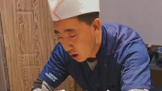 今天把屋里铁锅按上了 烧把火 顺便炖个#排骨炖鸡爪  有喜欢龙哥这款炖锅酱 下方直接拍 感谢兄弟们支持#天冷了吃点啥 #吃肉我们不将就