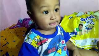 BAYI 8 BULAN TUMBUH GIGI ATAS DULU