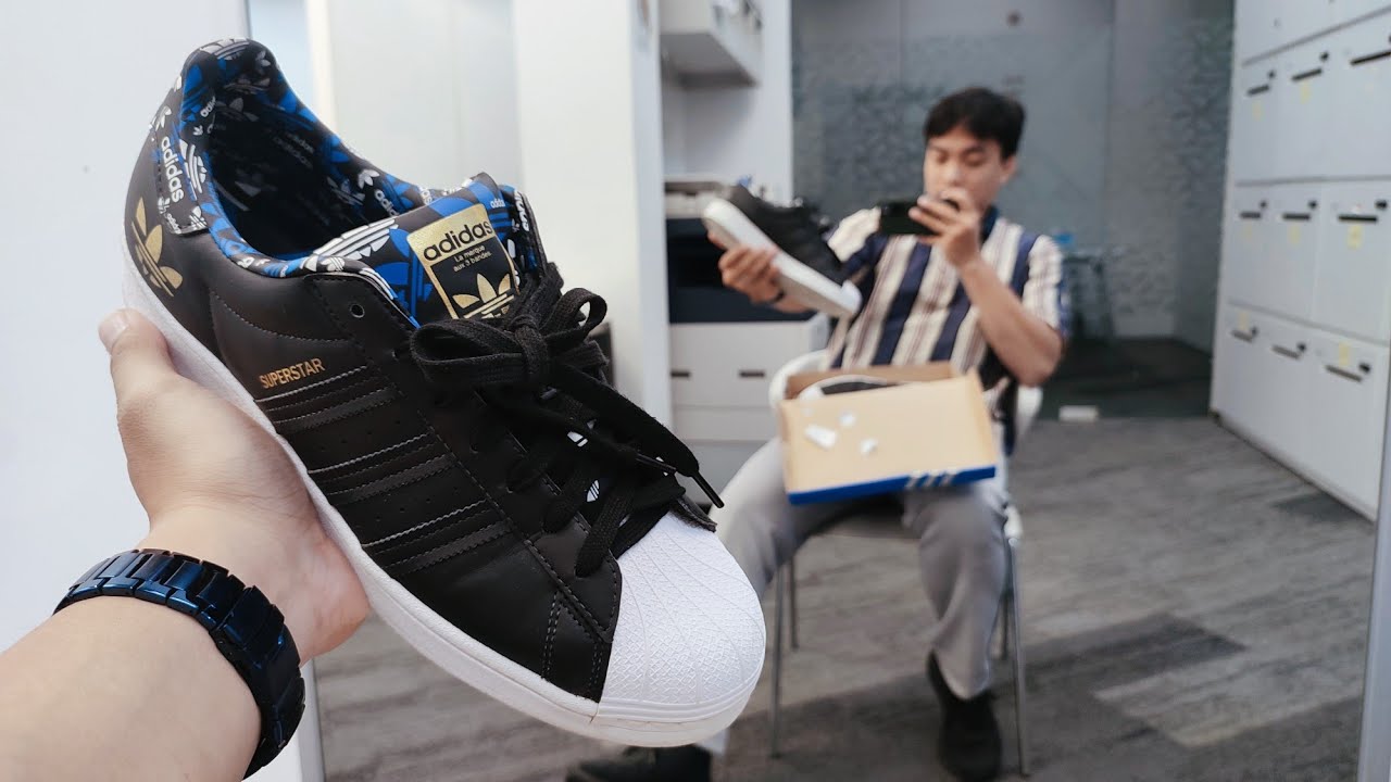 adidas superstar black gold