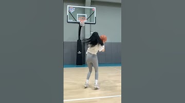 Gái xinh chơi bóng rổ #subscribe #shortshorts