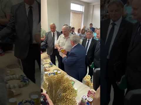 Лукашенко: Подари мне