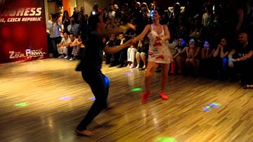 2012 03 29 - izc @ prague - shows - 11 - intro Papagaio & Olaya