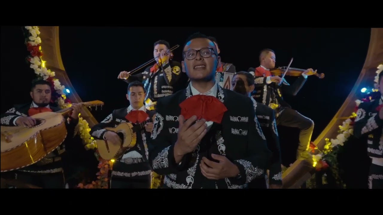 POPURRI QUE LINDO ES EL AMOR - MARIACHI FIESTA CRISTIANA