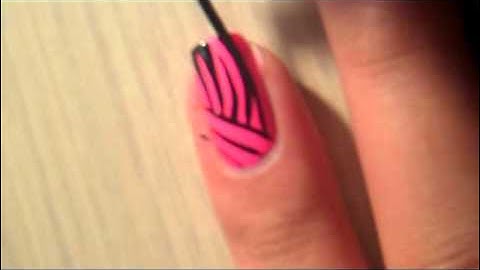 ☆ Nail Tutorial: Zebra Stripe Sparkle ☆