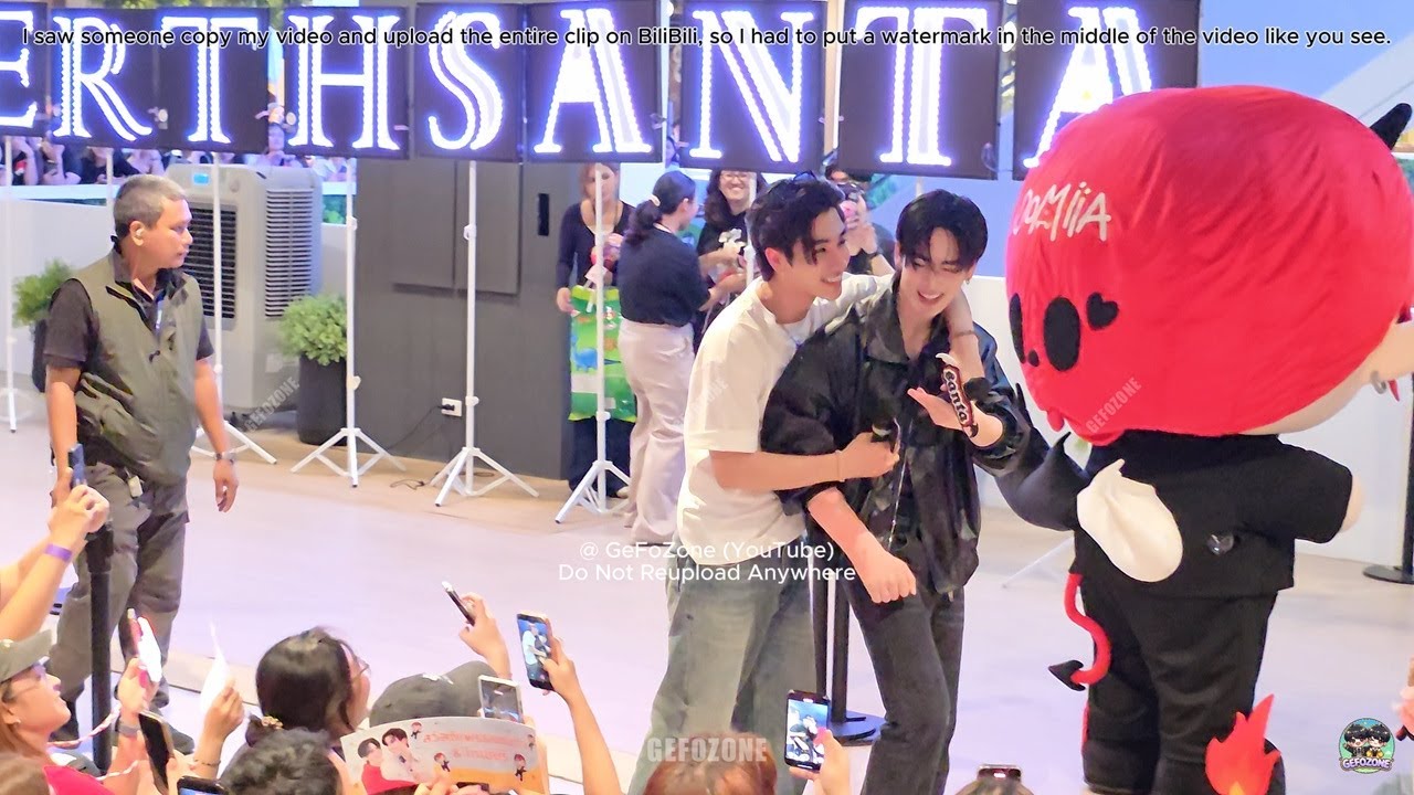 20251005 Perth Santa รวมพล + Domiia 😍 เดินหาแฟนๆ ฉ่ำ ก็กอดโชว์ไปเลยทุกโซน  #GMMTVFANIVALxPerthSanta