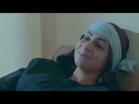 قاضي الأسلام أبو بكر الأنصاري يكمل قصتة للطبيب اليهودي في معرفتة بزوجتة حتى وفاتها هي وأبنائة