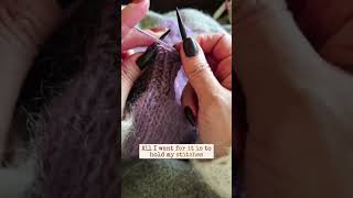 Travelling Magic Loop: Tips to Avoid Ladders 🧶 #KnittingTips #MagicLoop #Knittingtutorial