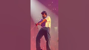 Thumbnail of Bad bunny canta “EoO” en el concierto de Omar Courtz por primera vez