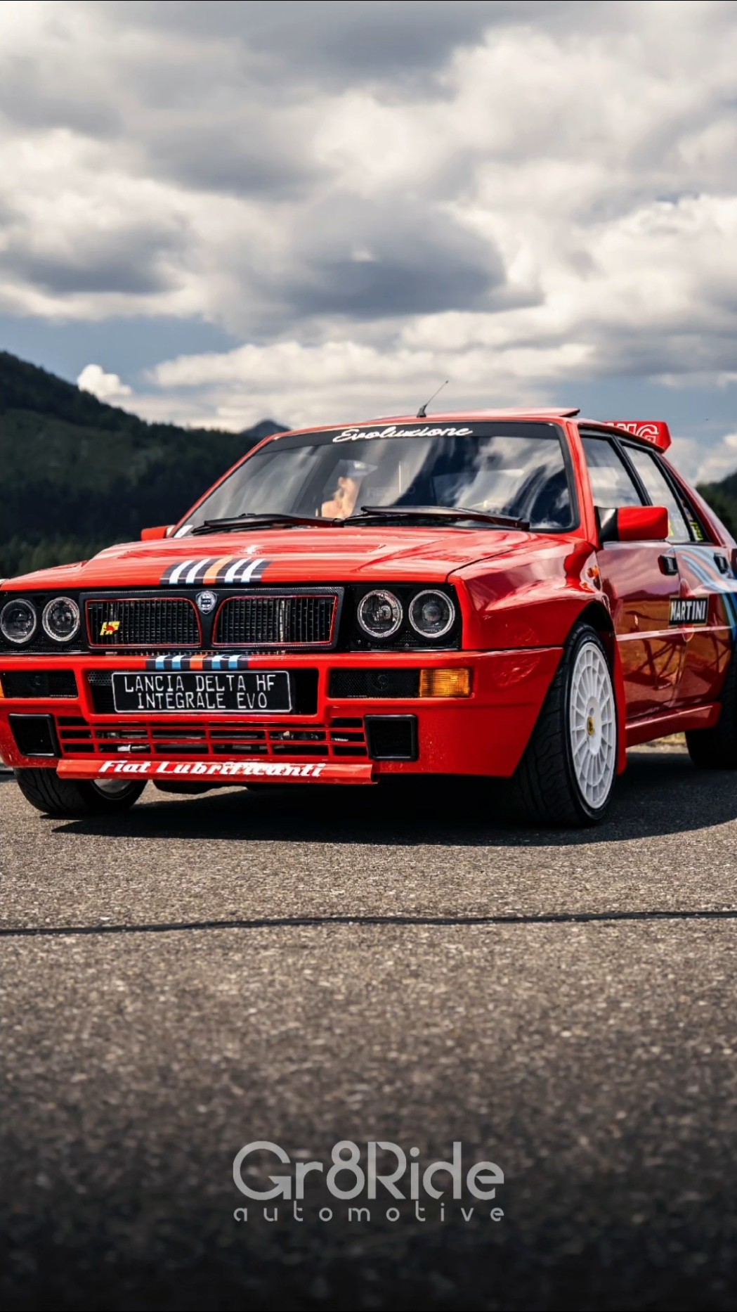 Red cars at Alpentreffen #Honda #nissan #toyota #lancia #porsche