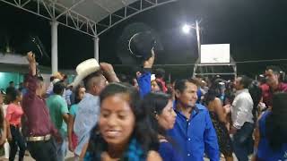 Santa Cruz Tepenixtlahuaca, Juquila, Oax. - Contrataciones  México / Estados Unidos