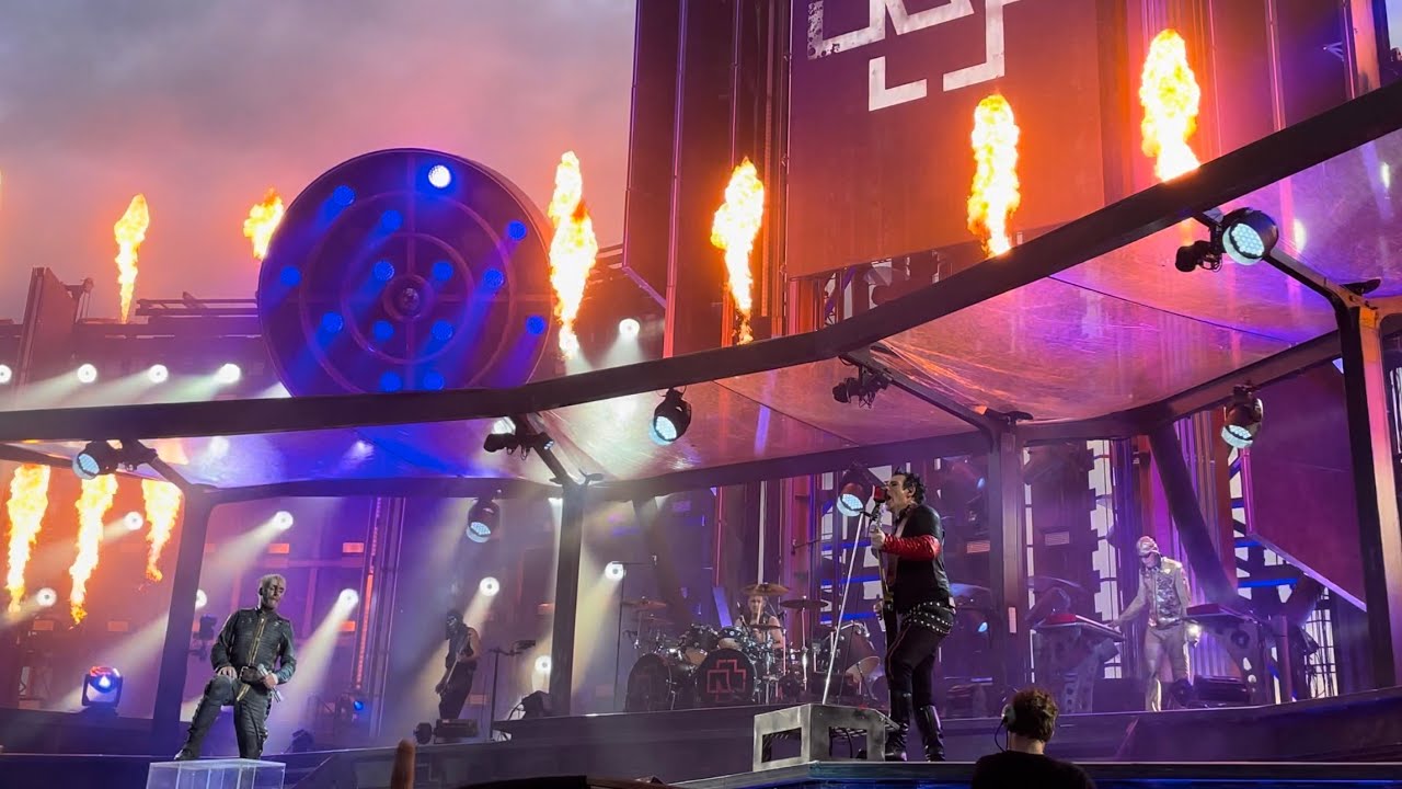 Rammstein - Heirate Mich (Feuerzone) Live - Ostend, Belgium - 04.08. ...