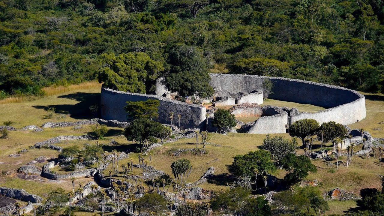 IKINTU GITANGAJE ABANYAFURIKA BAKOZE CYACANZE ISI (Great ZIMBABWE)