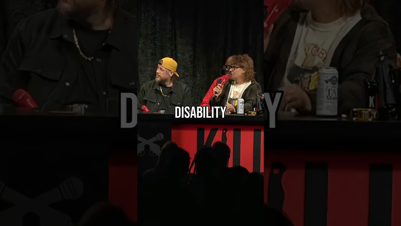 Theo Von Destroyed Jelly Roll 😂