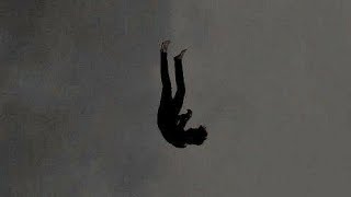 صور انمي حزين😔مع عبارات حزين😔 screenshot 5