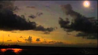 Raw: Australians view total solar eclipse