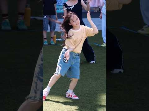 DANCE] 어린 댄서: TXT 'Love Language': K-POP 랜덤플레이댄스 PlayOn RPD 코엑스 랜플: 260530 여자 <strong>옐로</strong> 투모로우바이투게더 투바투 이수련