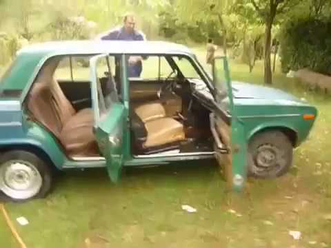 აი როგორ რეცხავს იმერელი კაცი მანქანას   ვიდეომ მთელი ინტერნეტი ახარხარა!