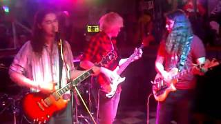 VID-20110419-00003