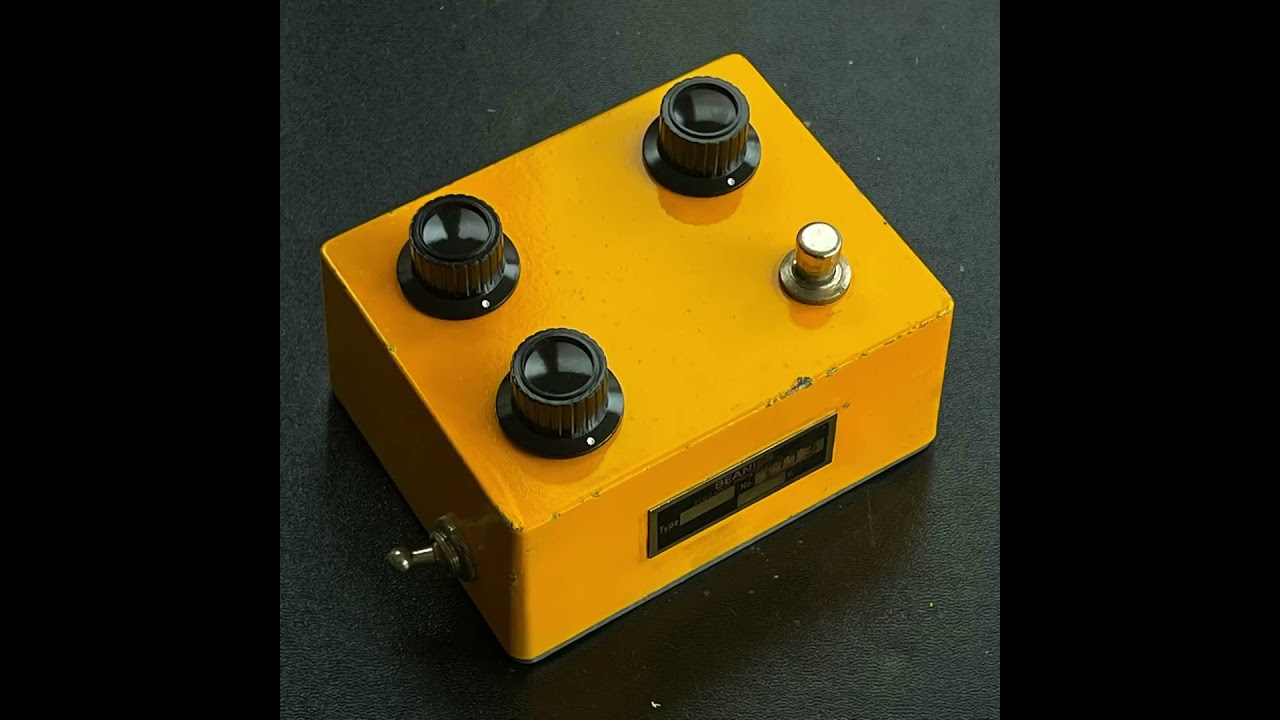 Telefuzz – Vintage-Style Fuzz Distortion with OC42 Transistors (’70s TV Aesthetic)