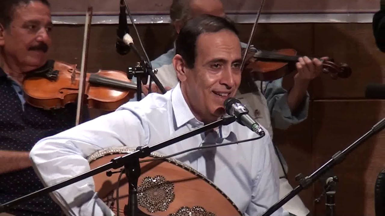 كنت فين وانا فين - غناء الفنان علاء قرمان - صالون المنارة 26/9/2018