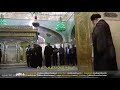 السيد الخامنئي في حرم الإمام الرضا