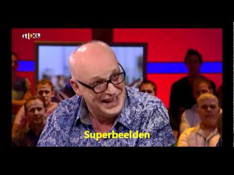 Ren van der Gijp en Johan Derksen halen anekdotes op over Fritz Korbach (Voetbal International)