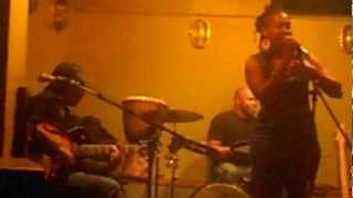 Lisa Hendricks Live The Golden Fleece